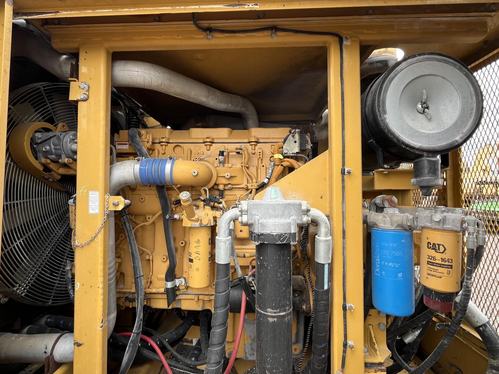 ./imagenes/INVOICE/2019/18195/CATERPILLAR MD5125 (2).JPG